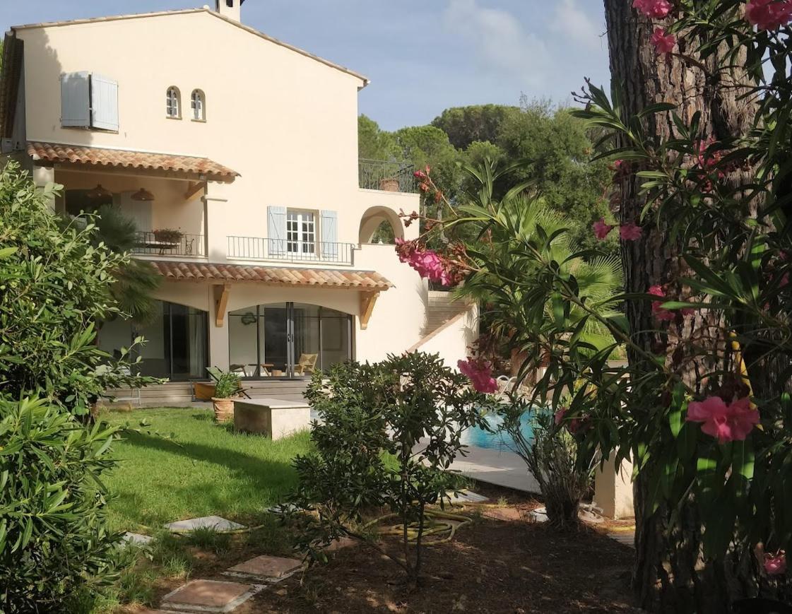 La Beluga Hotel Sainte-Maxime Luaran gambar