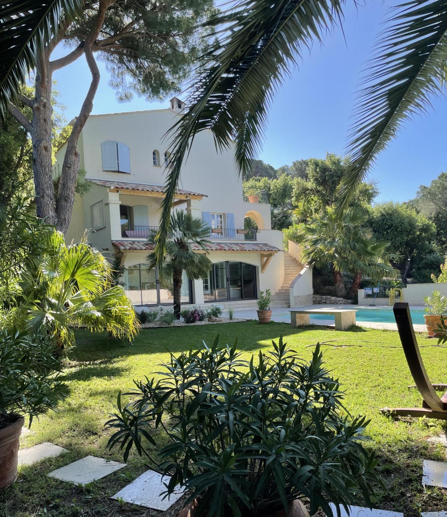 La Beluga Hotel Sainte-Maxime Luaran gambar