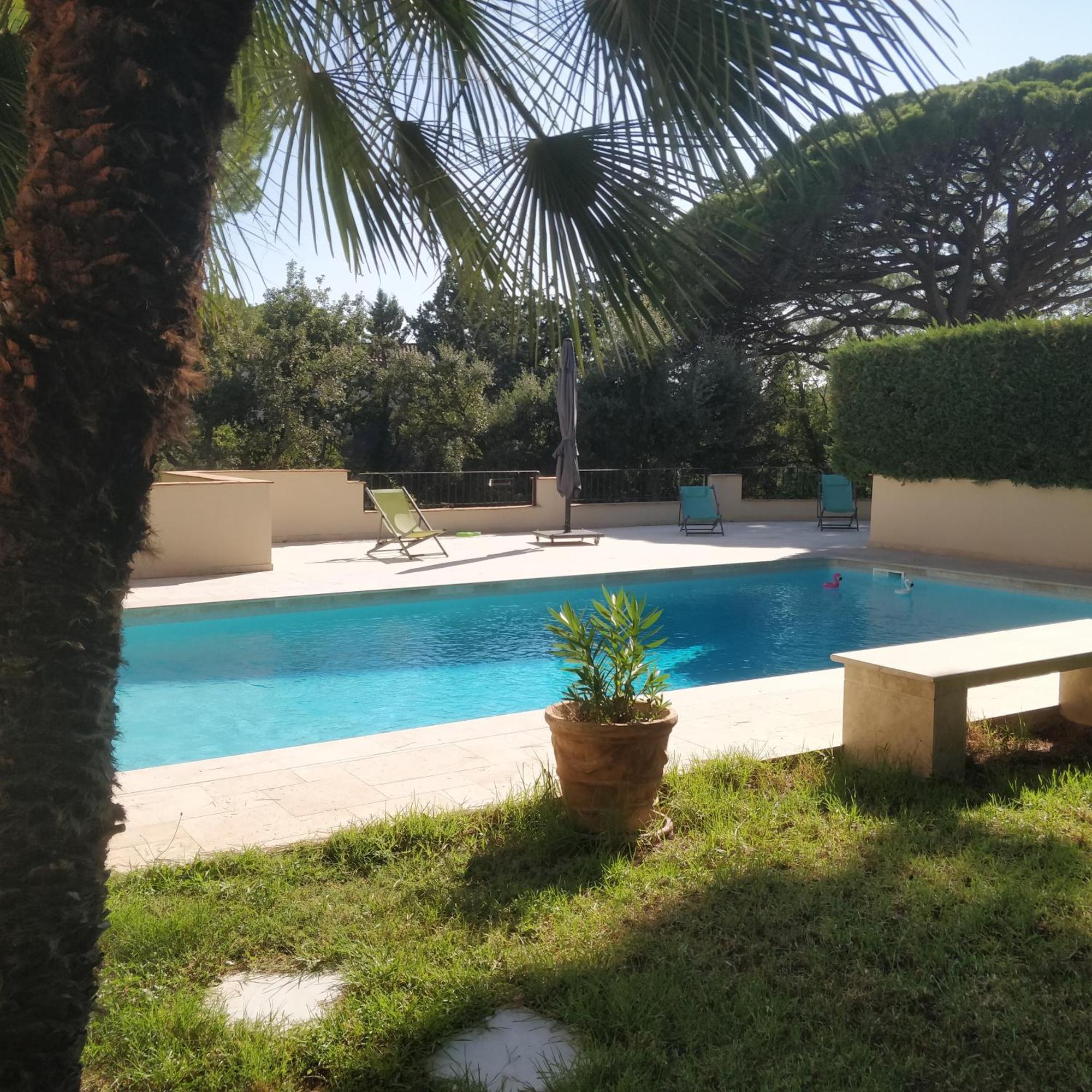 La Beluga Hotel Sainte-Maxime Luaran gambar